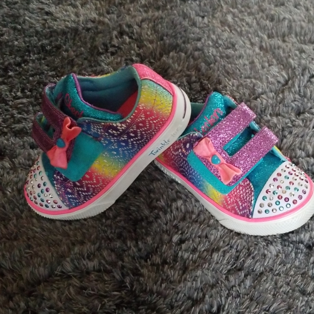 TWINKLE TOES BY SKECHERS